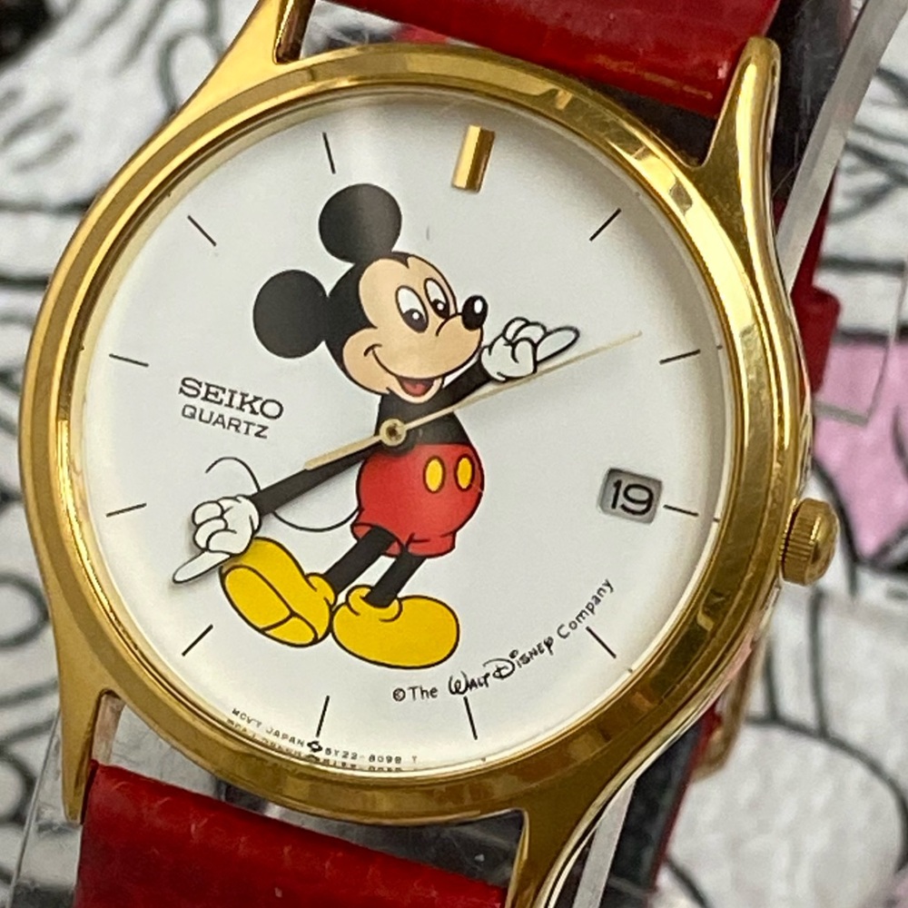 Vintage Disney X Seiko Mickey Mouse Men’s Unisex Dress Watch with Moving Arms - Picture 2 of 16